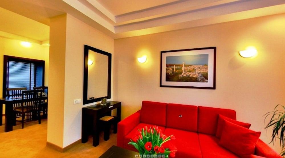 Hotel Cherica Констанца Екстериор снимка