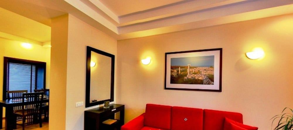 Hotel Cherica Констанца Екстериор снимка