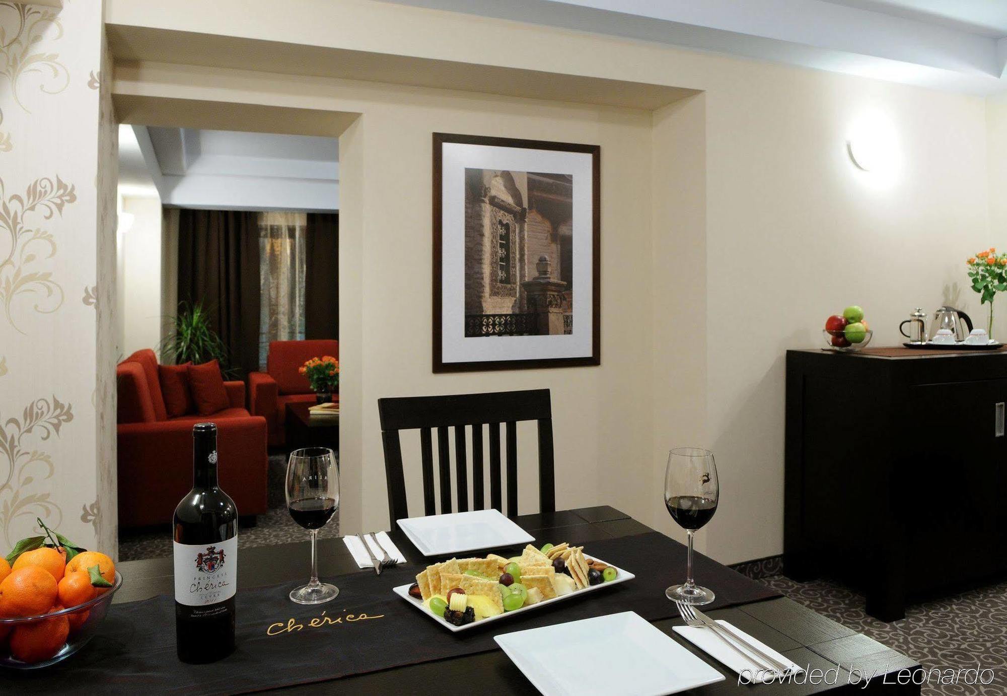 Hotel Cherica Констанца Екстериор снимка
