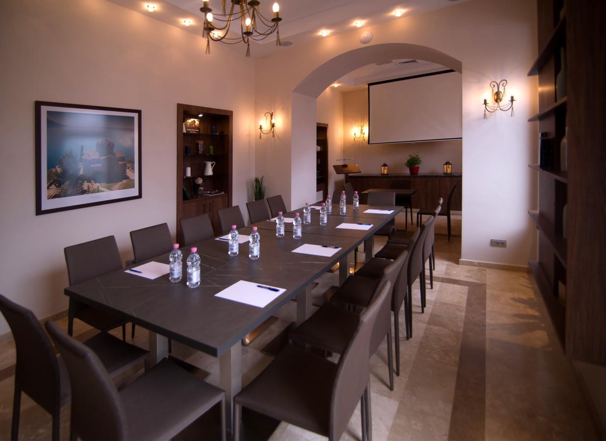 Hotel Cherica Констанца Екстериор снимка