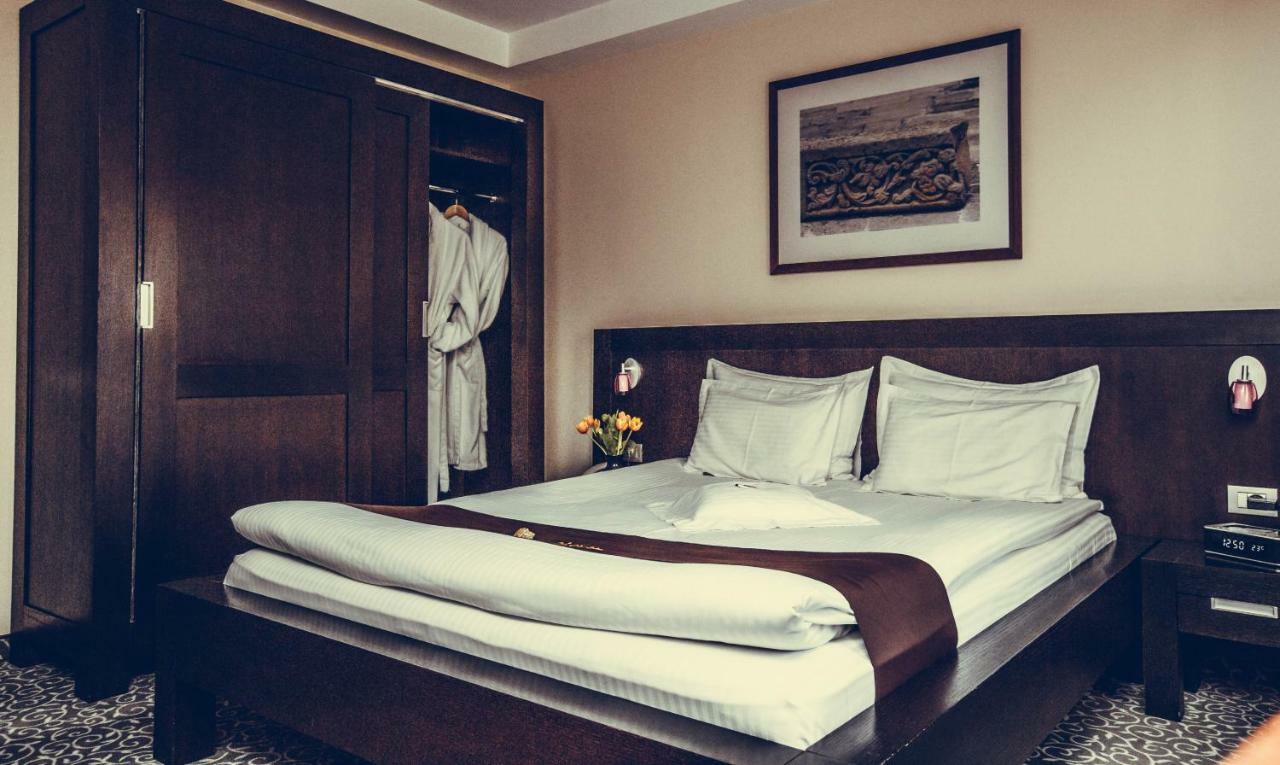 Hotel Cherica Констанца Екстериор снимка