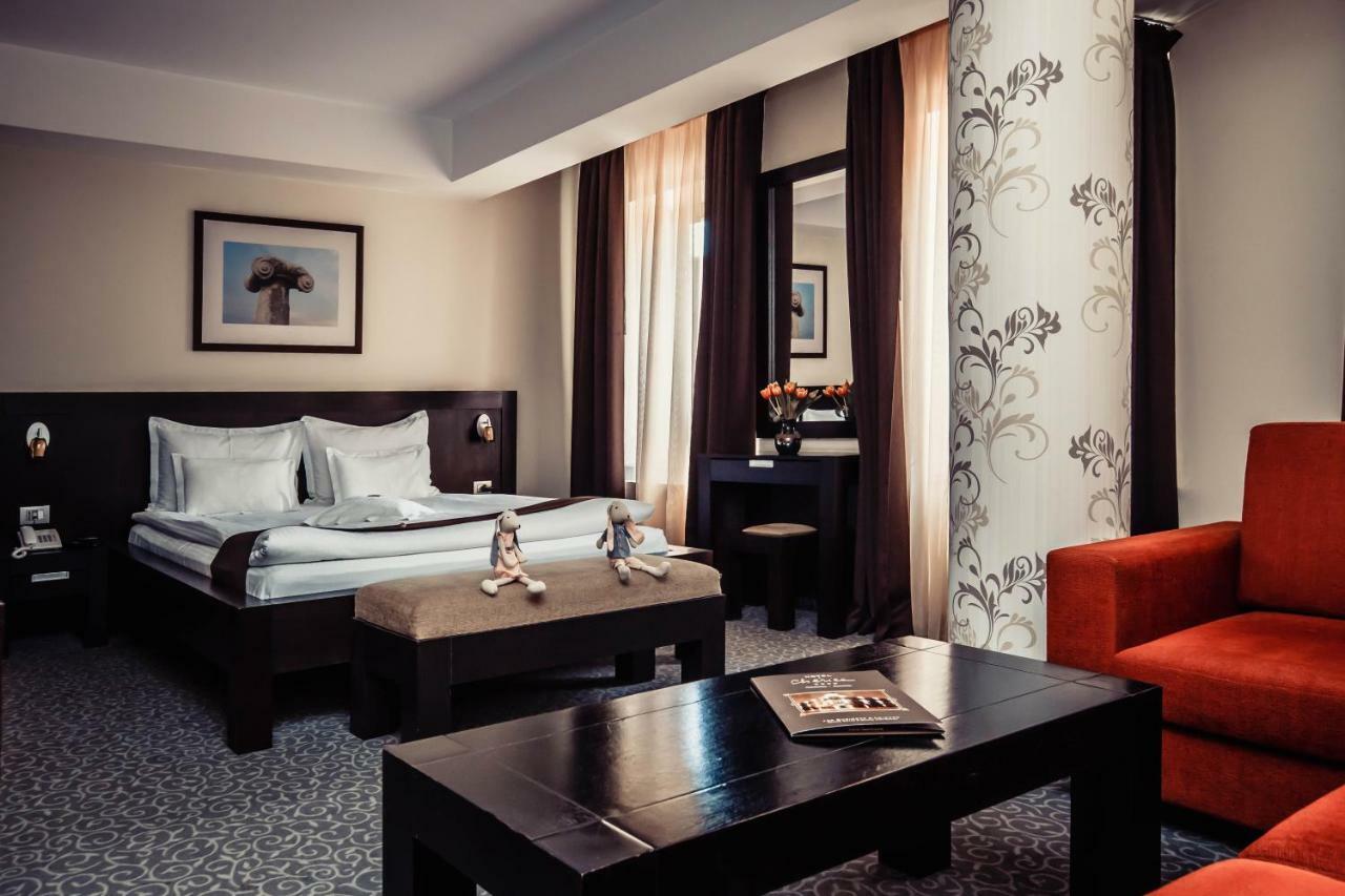 Hotel Cherica Констанца Екстериор снимка