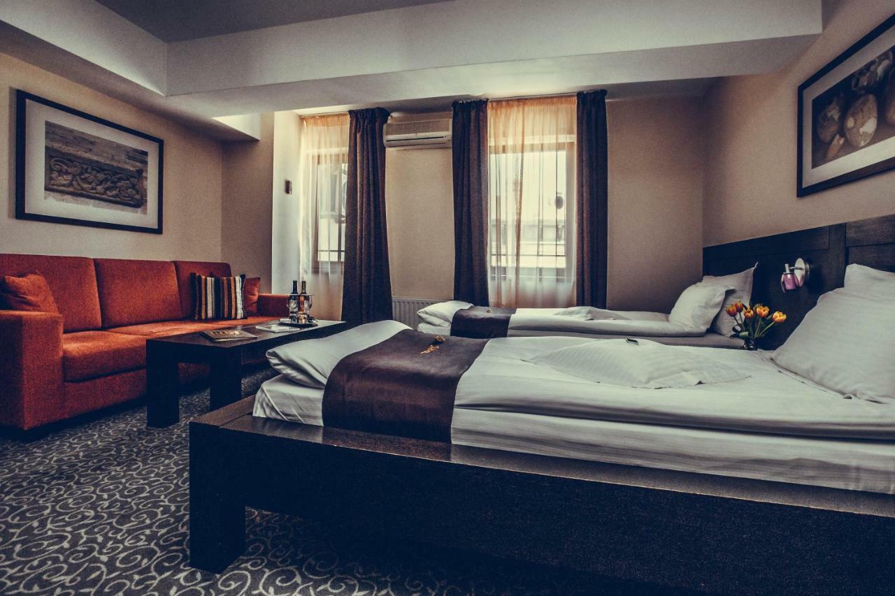 Hotel Cherica Констанца Екстериор снимка